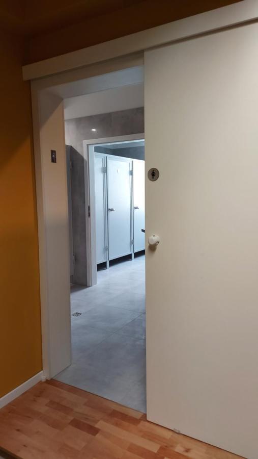 Bello Aparthostel Private Rooms Warschau Exterior foto