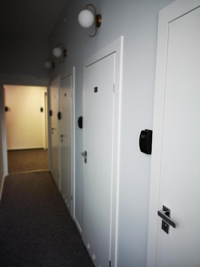 Bello Aparthostel Private Rooms Warschau Exterior foto